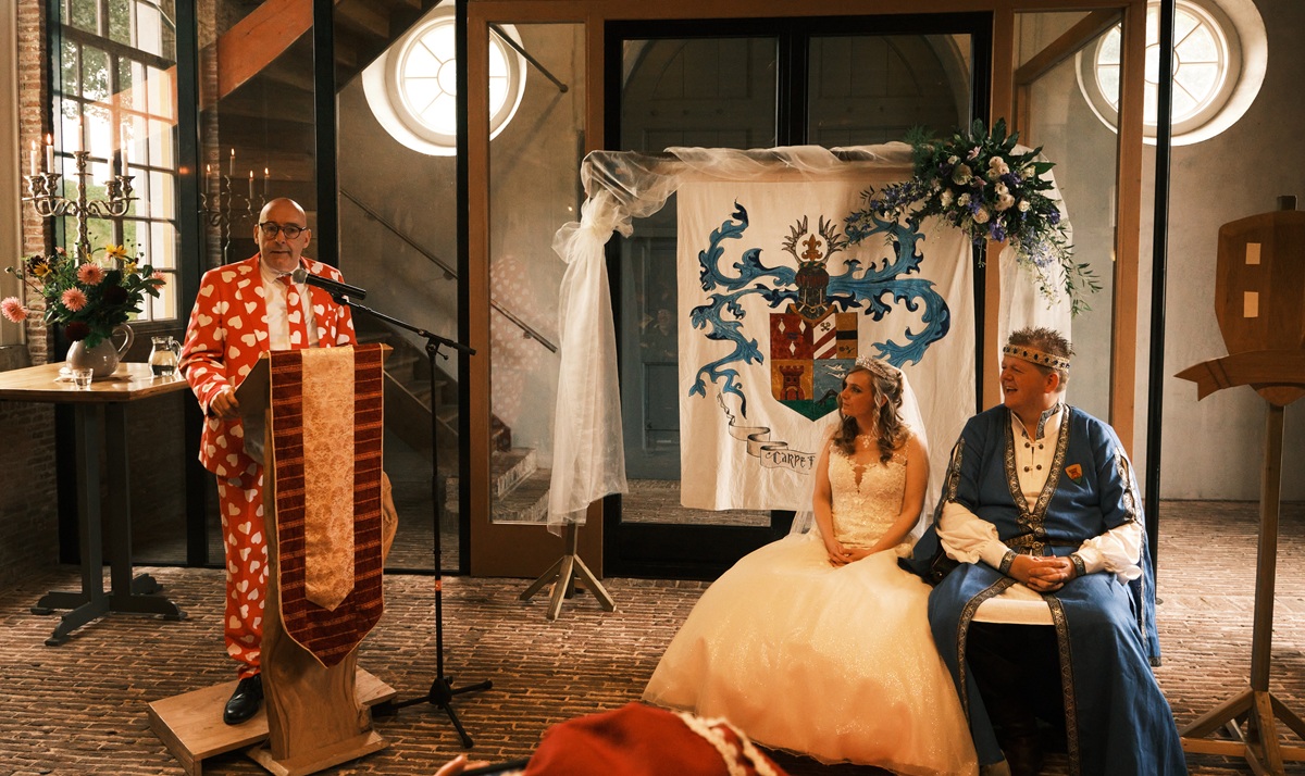 Trouwambtenaar-Leiden-ceremonie-humor-Onno-Innemee
