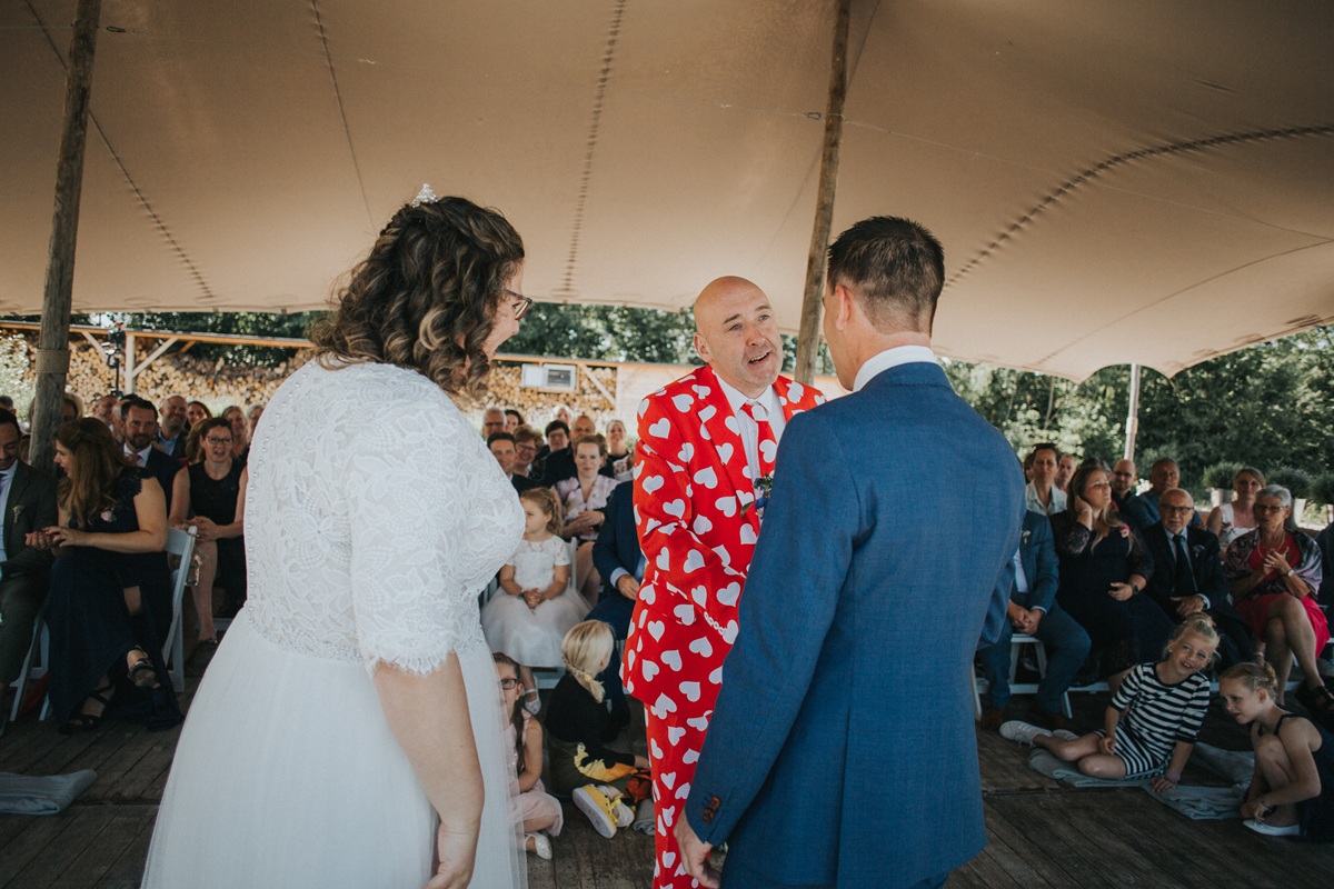 Trouwambtenaar-Leiden-ceremonie-humor-Onno-Innemee