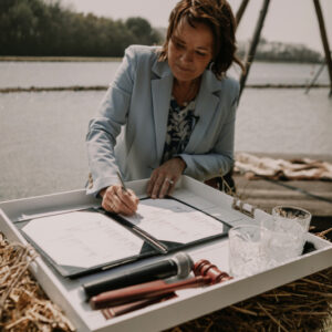 trouwambtenaar-Zeeland-Thea