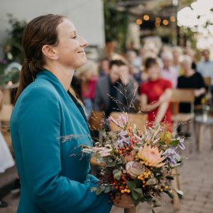 trouwambtenaar-eva-schuurman-omdatikvanjetrouw