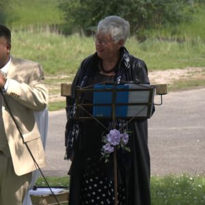 ceremonieel-spreekster-Conny