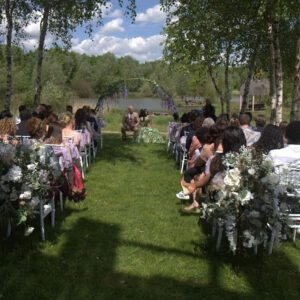 ceremonieel-spreekster-Conny