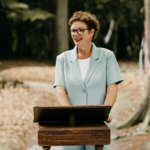 ceremoniespreker-Drenthe-Ellie-Norden-ik-Beloof
