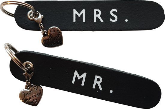Cadeau bruidspaar - sleutelhangers Mr & Mrs