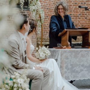 trouwambtenaar-Breda-Myrian-trouwt