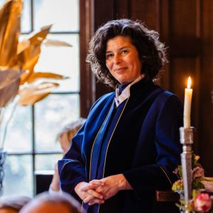 Trouwen-Arnhem-trouwambtenaar-Carla-Veenhuis