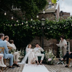 Trouwen-Arnhem-trouwambtenaar-Carla-Veenhuis