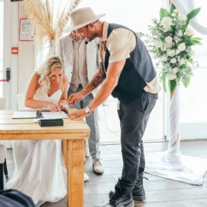 juul-de-hippe-trouwambtenaar