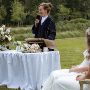 trouwambtenaar-Hengelo-Janneke