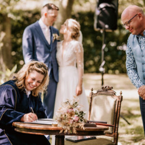 trouwambtenaar-Spijkenisse-Saskia-Offerhaus