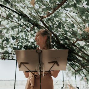 trouwambtenaar-Achterhoek-trouwen-met-Marja