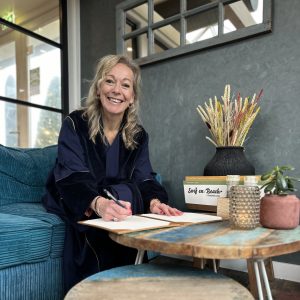 trouwambtenaar-Katwijk-Yvonne-Houwer-Yvon-trouwt