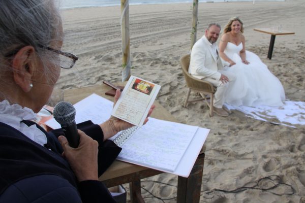 trouwen-op-het-strand
