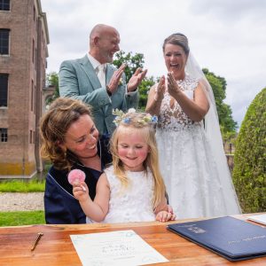 ceremoniespreker-Haarlem-Adrienne-Moleman-trouwt