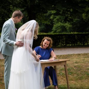 trouwambtenaar-Haarlem-Adrienne-Moleman-trouwt