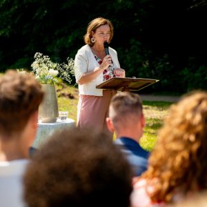 trouwambtenaar-Haarlem-Adrienne-Moleman-trouwt