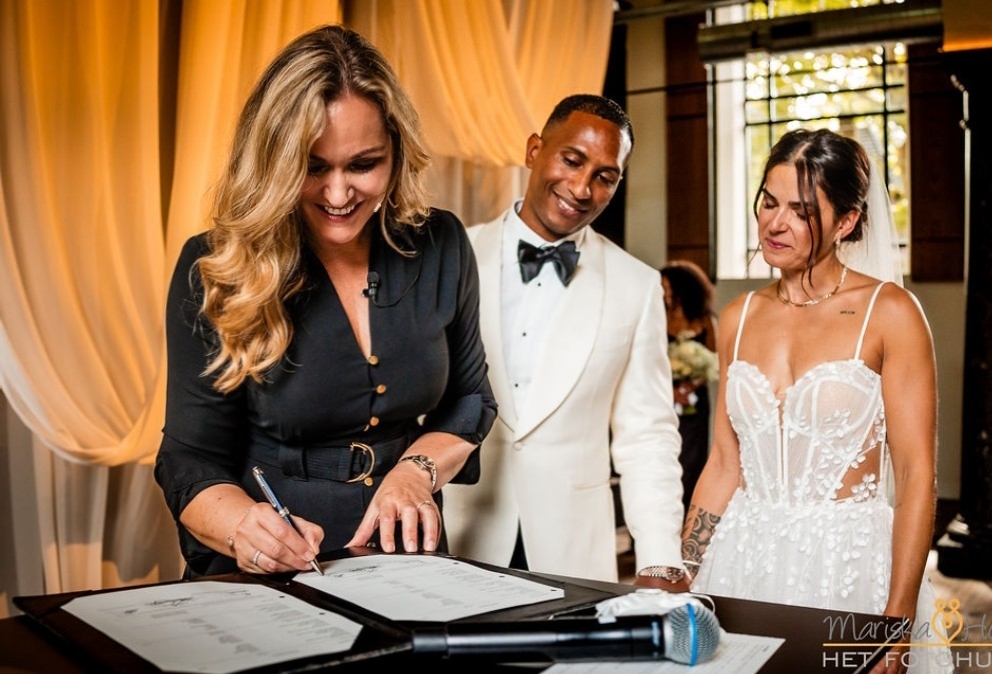 Ceremoniespreker-Alkmaar-Ryanne-Kuijt