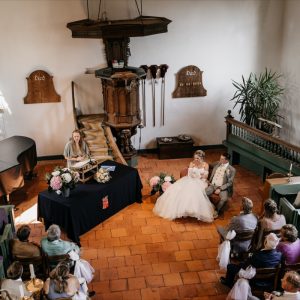 Bruiloft-Alpen-aan-den-Rijn-Dewi-de-Gans-Sprankelende-Spreker