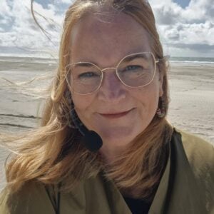 trouwen-op-Waddeneiland-trouwambtenaar-Risje