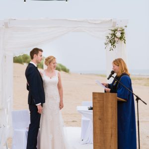 trouwen-op-het-strand-Risje
