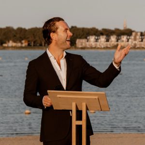 trouwambtenaar-Hoorn-bruiloft-Kevin-de-Vries
