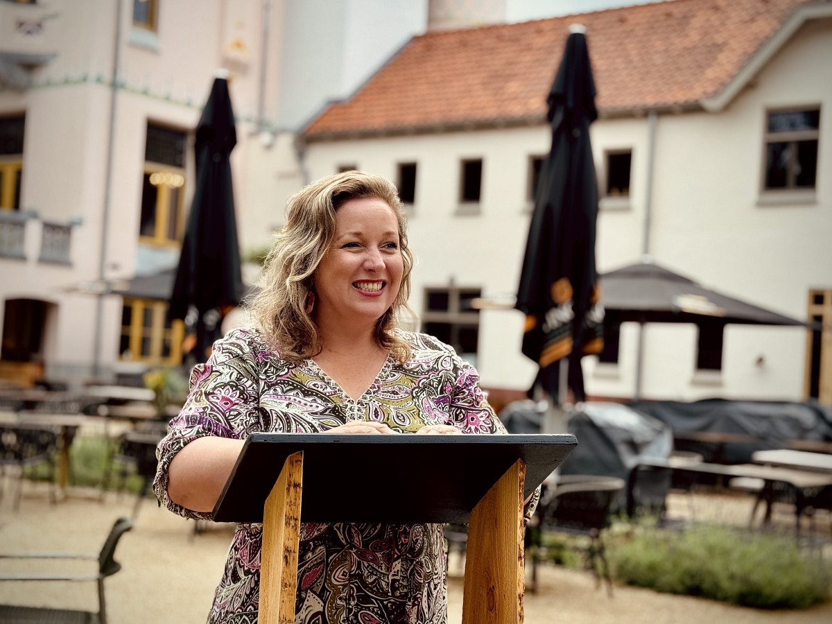 BABS-Limburg-Nina-Janssen-Jachtslot-spreektafel