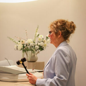Ceremoniespreker-Eindhoven-Edith-Koppelmans